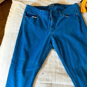 Jordache  he low rose skinny Jean